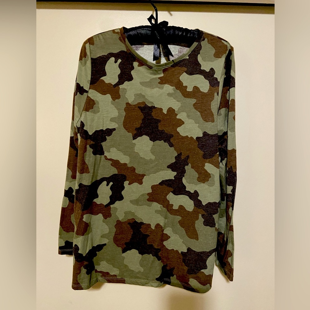 Lane Bryant size 10/12 camo print long sleeve new never worn